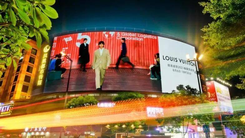 唯獨(dú)這一些抓人眼球的戶外標(biāo)識才配叫創(chuàng)意！廣告主也滿意5