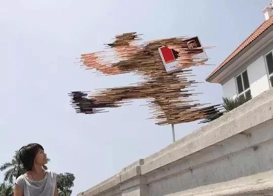 這些腦洞大開的室外廣告牌發(fā)光字，你見過幾個(gè)？8