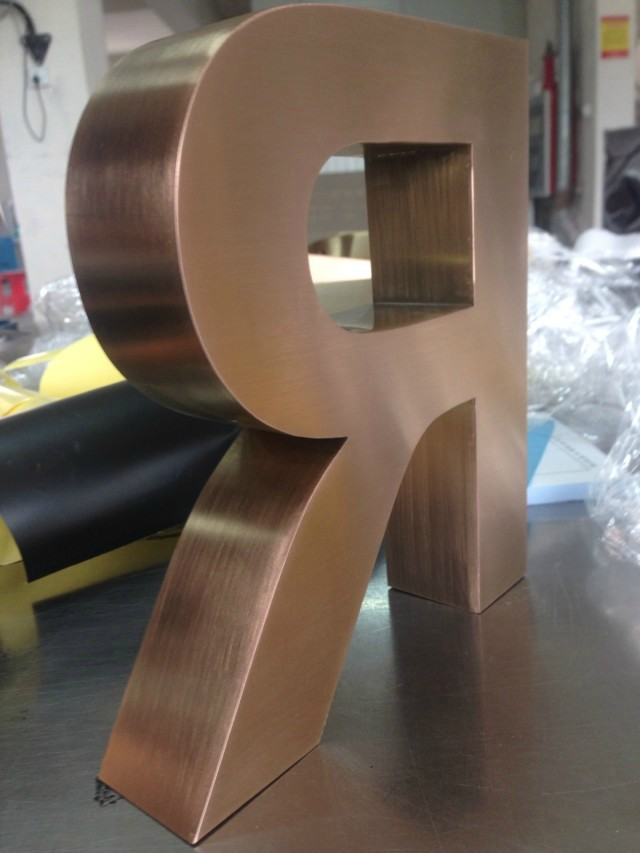 這些精品字，不單適合室外呈現(xiàn)，還能是公司最搶眼的形象26