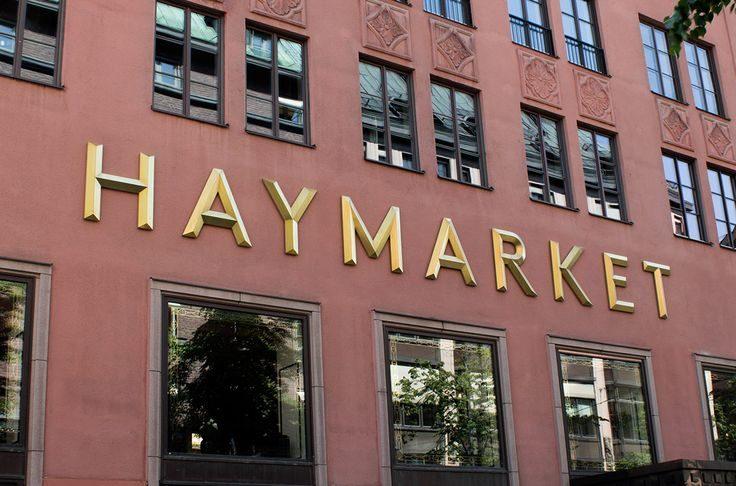 作為線下超級入口，店面廣告牌主要性凸顯21