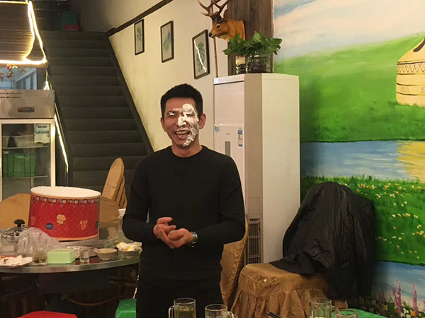 愿每個特殊的日子，都有鑫麗華家人們的陪伴