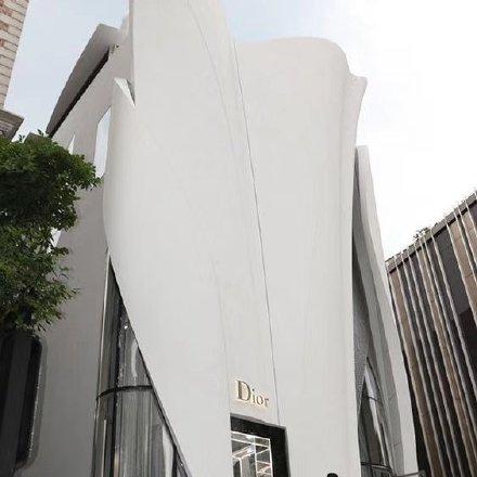 這才是奢侈品門(mén)楣？4