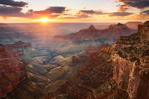 “旅游化”的標識系統(tǒng)，讓LOGO牌成為景區(qū)里的特殊景致